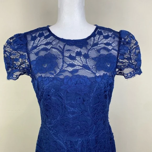NWT’s Gal Meets Glam Women’s Eve Blue Lace Short Sleeve Ruffle Hem Dress size 8 - Picture 5 of 16